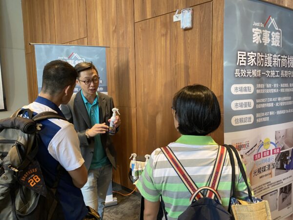 A Taiwan dealer briefing attendee receiving a NANOBEST product demonstration